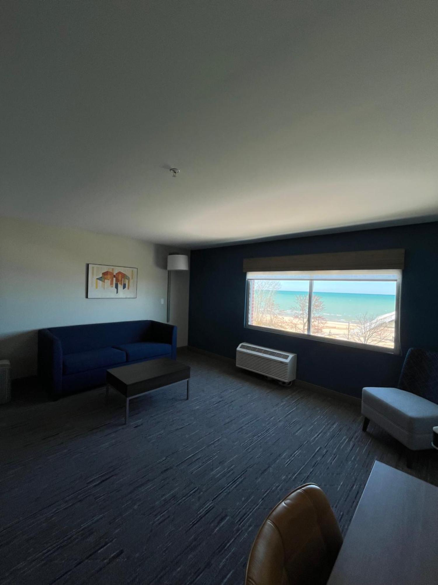 Holiday Inn Express & Suites Oscoda By Ihg Bagian luar foto