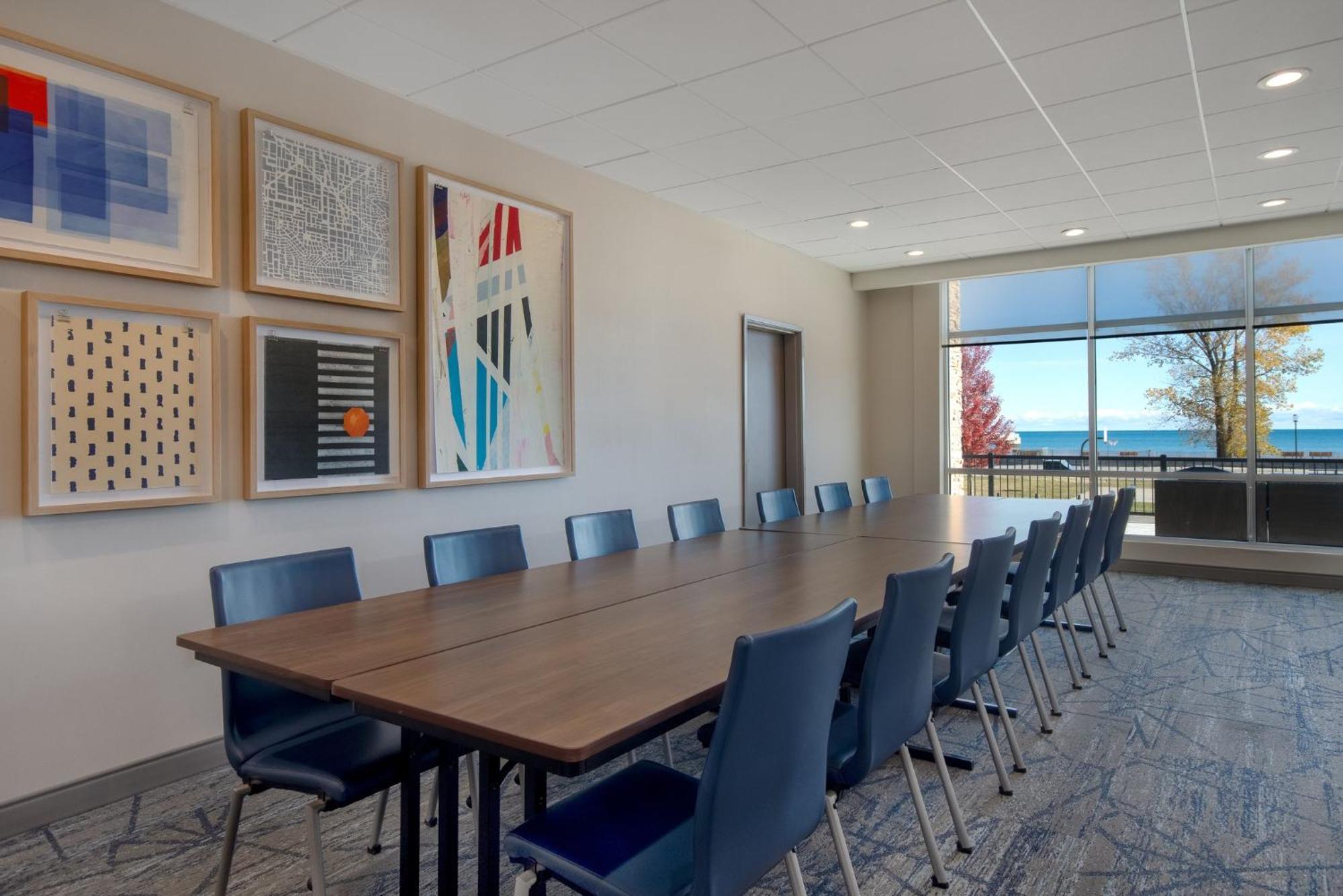 Holiday Inn Express & Suites Oscoda By Ihg Bagian luar foto