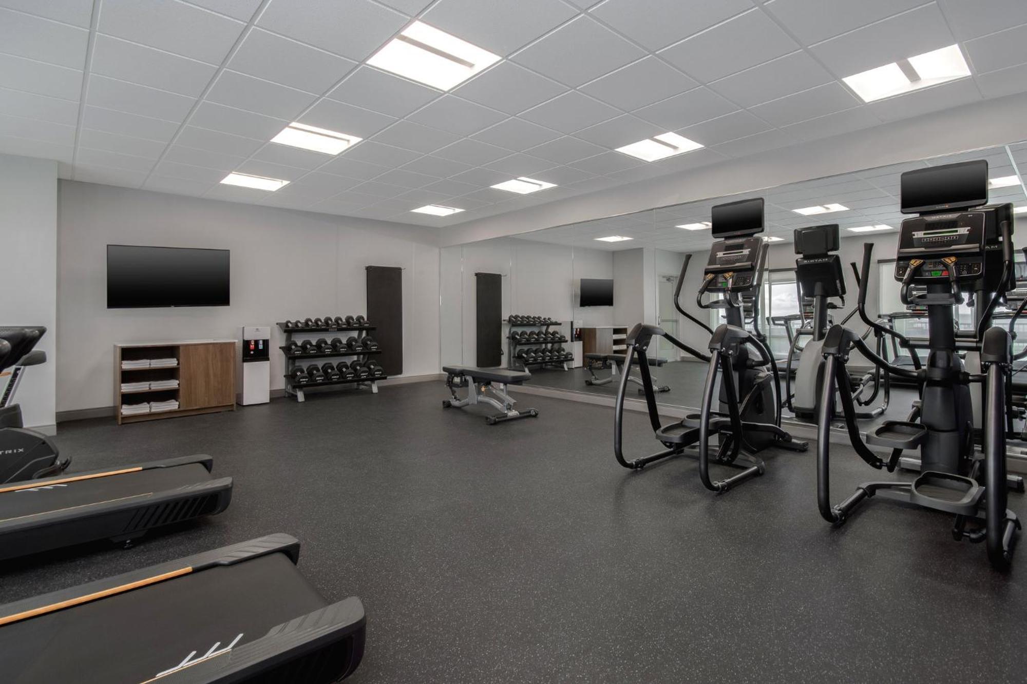 Holiday Inn Express & Suites Oscoda By Ihg Bagian luar foto