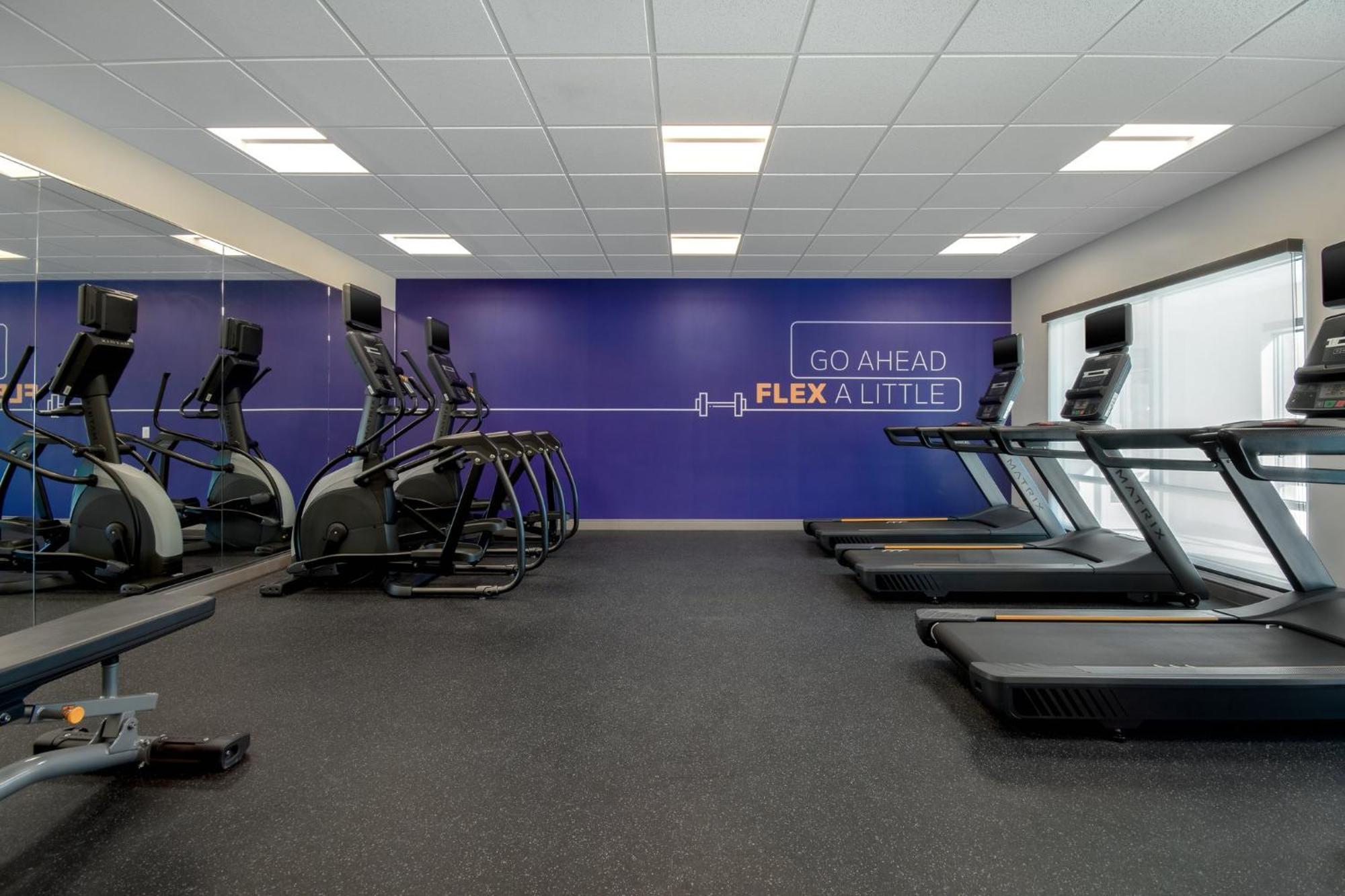 Holiday Inn Express & Suites Oscoda By Ihg Bagian luar foto