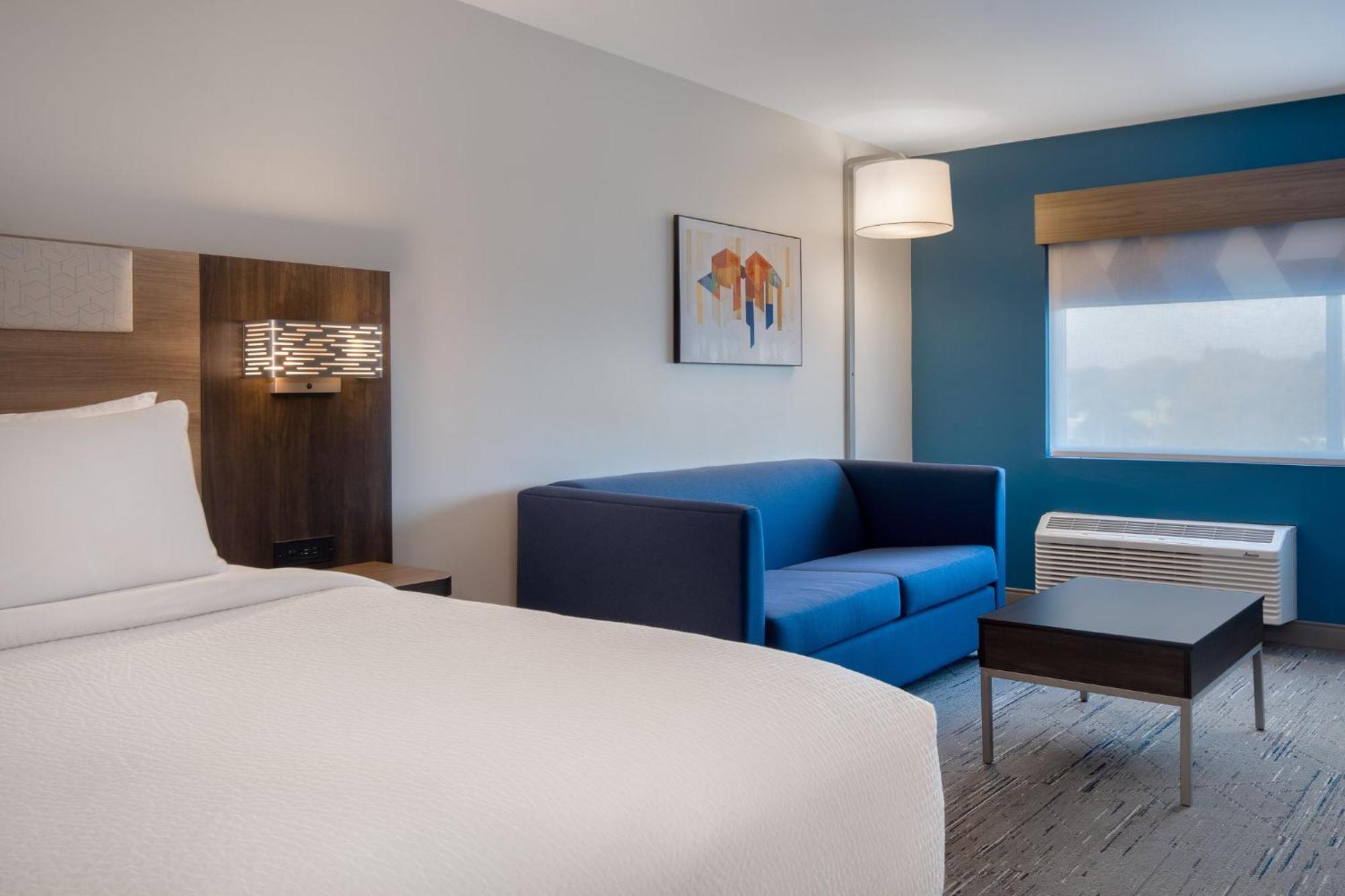 Holiday Inn Express & Suites Oscoda By Ihg Bagian luar foto